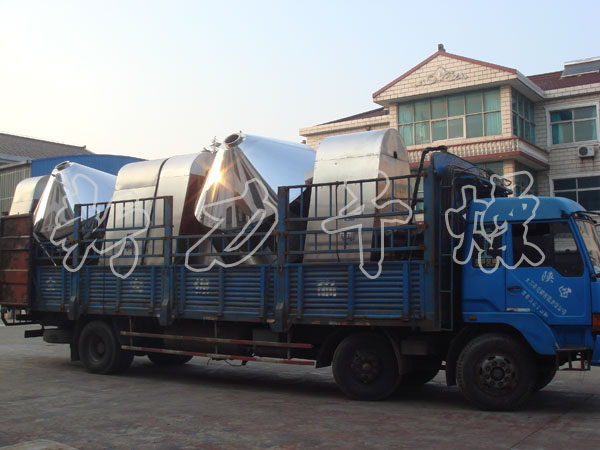  SZG系列双锥回转真空干燥机 